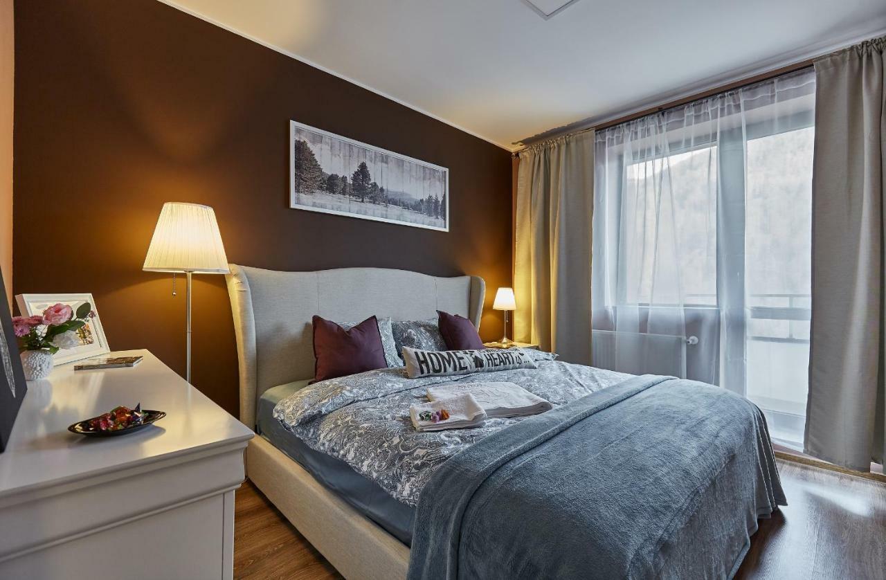Apartment Q Marie Sinaia