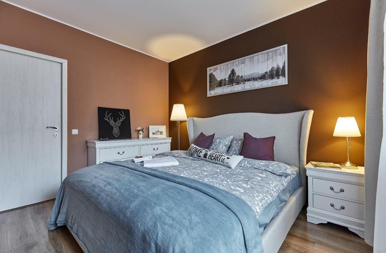 Apartment Q Marie Sinaia